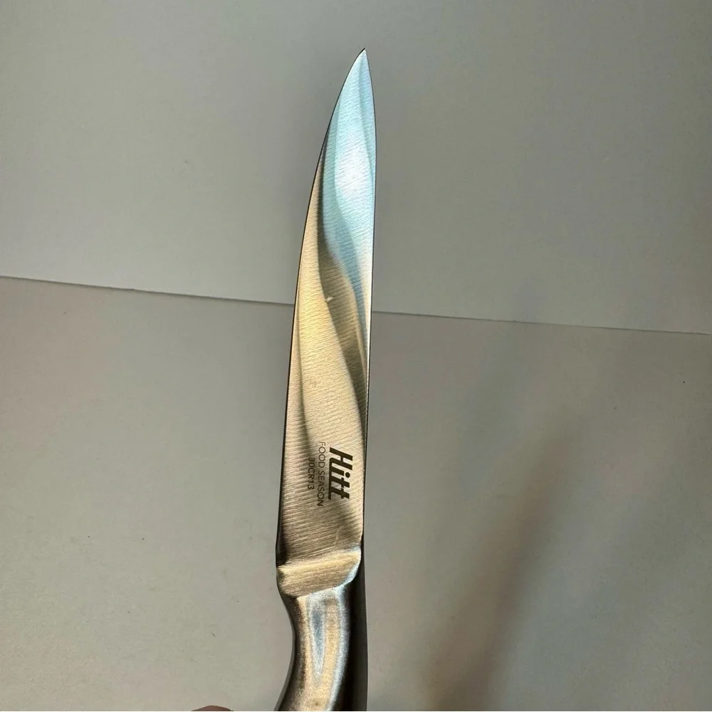 NIB. Hitt Food Season Utility Knife, with a 12 cm blade.